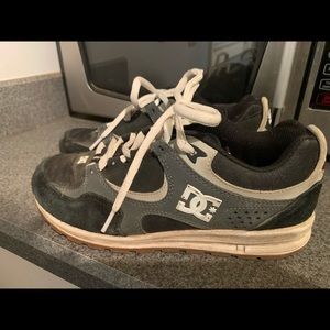 DC sneaker/skater shoes